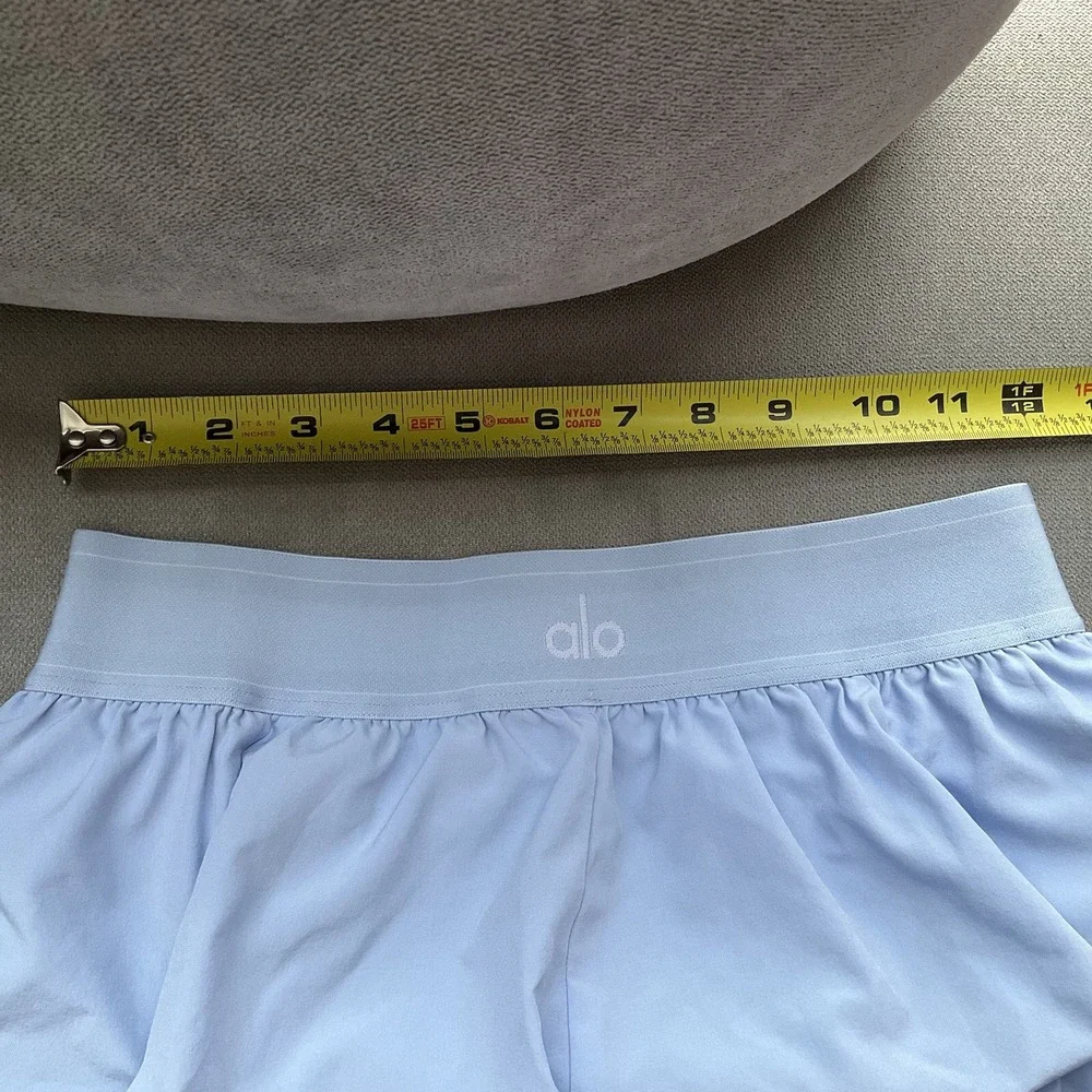 Alo Yoga Match Point Short Seashell Blue S